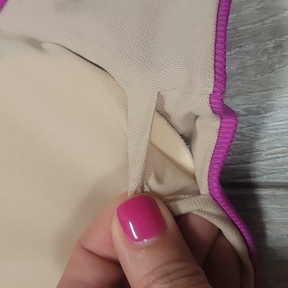 Vanilla Beach Pink Scalloped One Shoulder Bikini Top Small - Picture 5 of 5